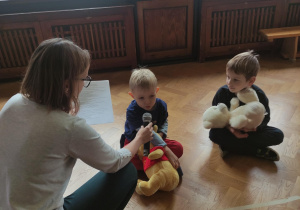 dzieci podczas konkursu