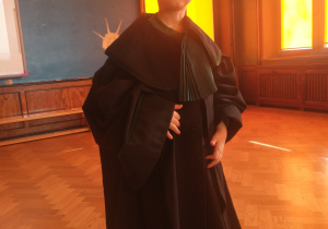 Chłopiec w todze.