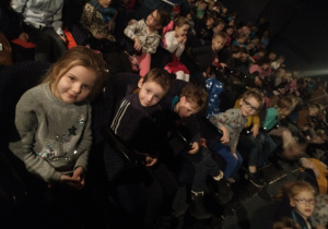 Dzieci w Teatrze V6